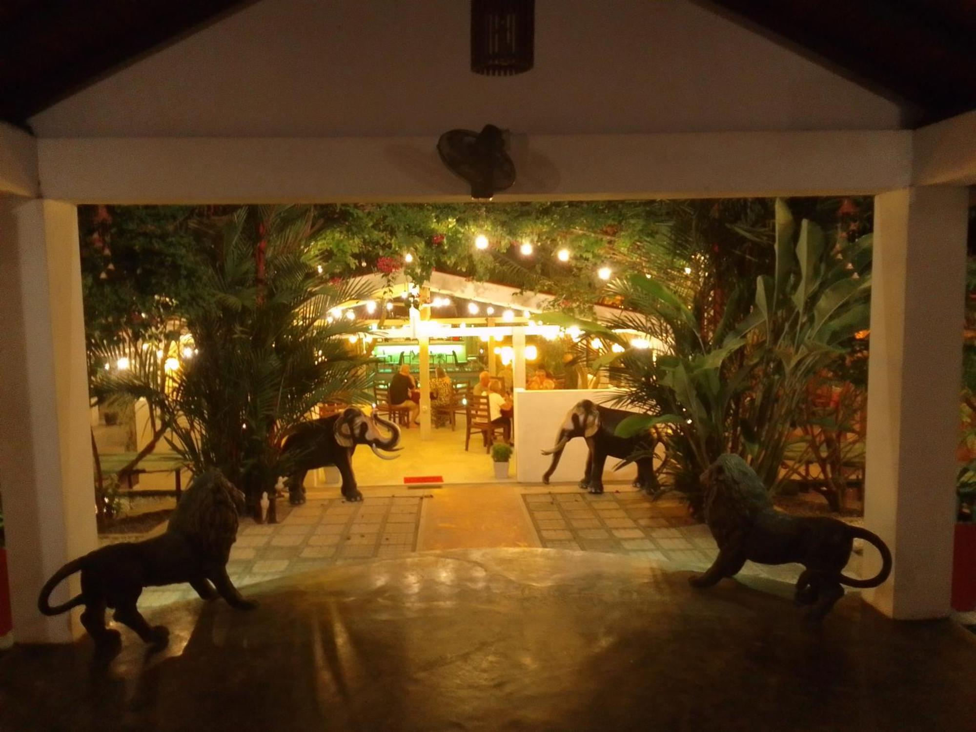 Hotel La Perla Bentota Extérieur photo