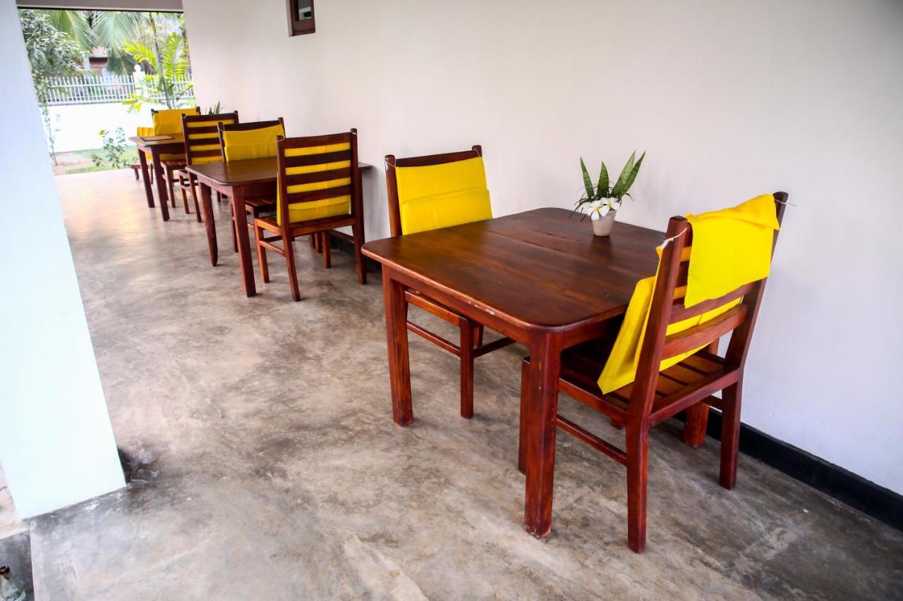 Hotel La Perla Bentota Extérieur photo